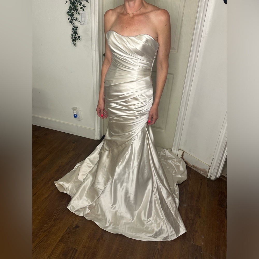 WEDDING DRESS. Never worn! Size 4 pearl longline mermaid satin dress
